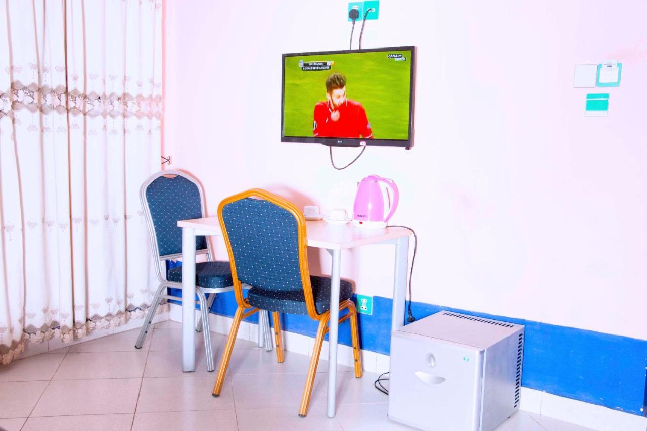 Nora Hotel Cotonou Eksteriør bilde